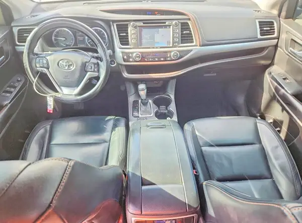 5TDKKRFHXGS178364 2016 TOYOTA HIGHLANDER - Image 8