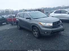 5TDKKRFHXGS504745 2016 TOYOTA HIGHLANDER