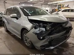 5TDKRKEC0MS008745 2021 TOYOTA SIENNA