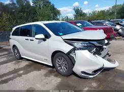 5TDKRKEC0MS045181 2021 TOYOTA SIENNA