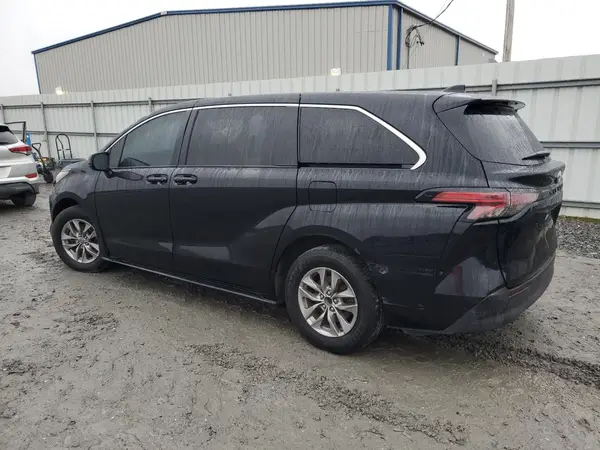 5TDKRKEC0NS075864 2022 TOYOTA SIENNA - Image 2