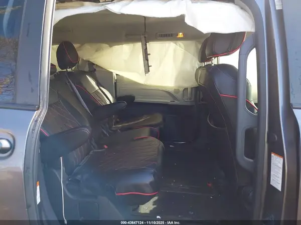 5TDKRKEC0NS091188 2022 TOYOTA SIENNA - Image 8