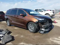 5TDKRKEC0NS136341 2022 TOYOTA SIENNA