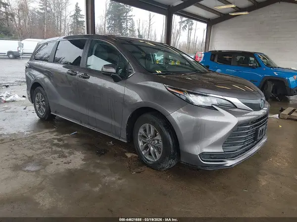 5TDKRKEC0PS164126 2023 TOYOTA SIENNA - Image 1