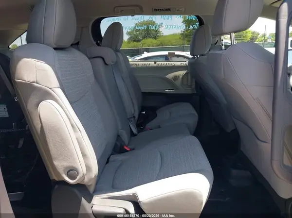 5TDKRKEC0RS191572 2024 TOYOTA SIENNA - Image 8