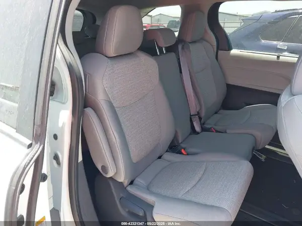 5TDKRKEC0RS213442 2024 TOYOTA SIENNA - Image 8