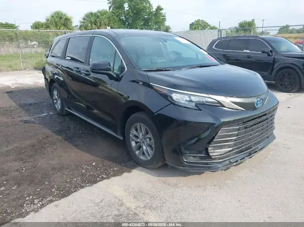 5TDKRKEC0SS237116 2025 TOYOTA SIENNA - Image 1
