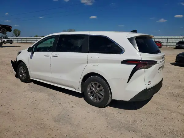 5TDKRKEC0SS273078 2025 TOYOTA SIENNA - Image 2