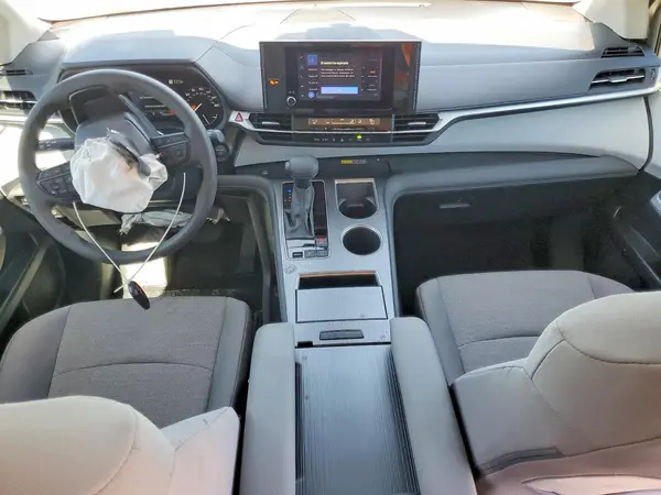 5TDKRKEC0SS279558 2025 TOYOTA SIENNA - Image 8