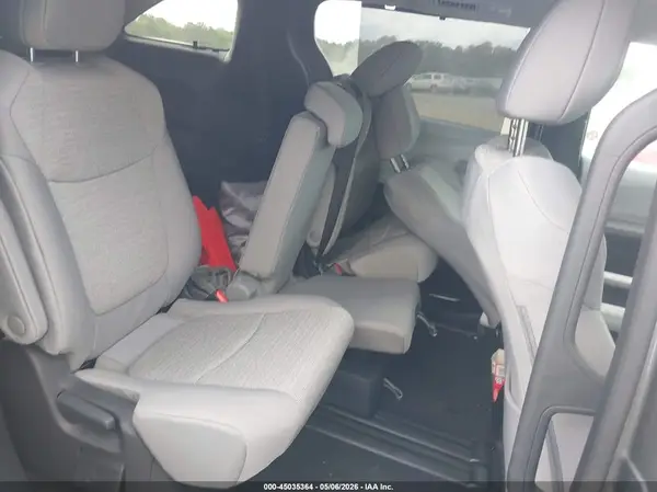 5TDKRKEC0TS290951 2026 TOYOTA SIENNA - Image 8