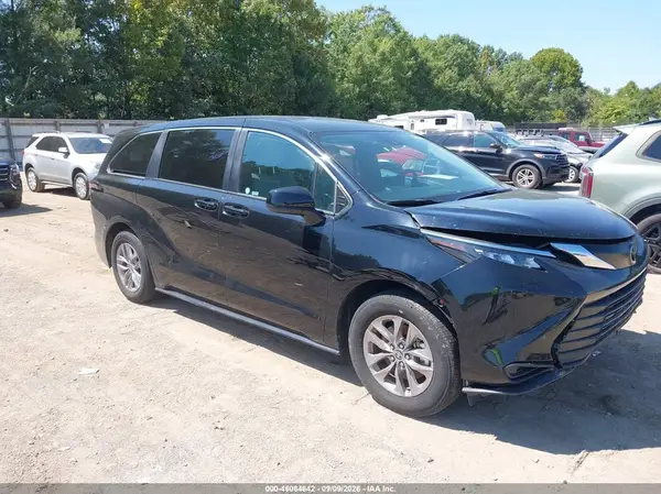 5TDKRKEC0TS291923 2026 TOYOTA SIENNA - Image 1