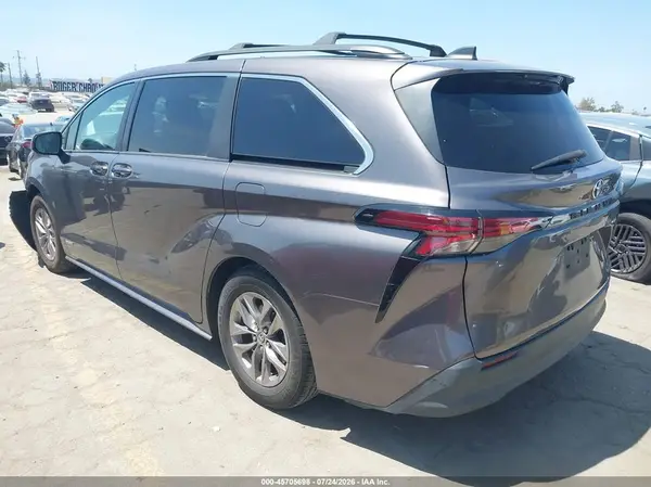 5TDKRKEC1MS011508 2021 TOYOTA SIENNA - Image 1