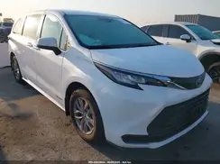 5TDKRKEC1MS016840 2021 TOYOTA SIENNA