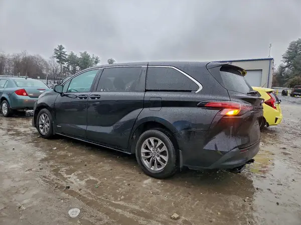 5TDKRKEC1MS023027 2021 TOYOTA SIENNA - Image 2