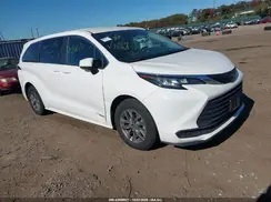 5TDKRKEC1MS028647 2021 TOYOTA SIENNA