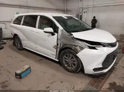 5TDKRKEC1MS029507 2021 TOYOTA SIENNA