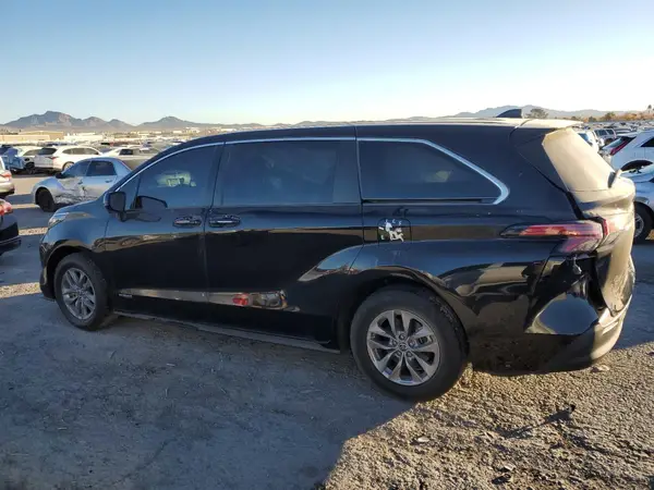 5TDKRKEC1MS036215 2021 TOYOTA SIENNA - Image 2