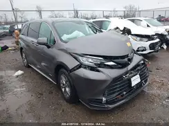 5TDKRKEC1MS045030 2021 TOYOTA SIENNA