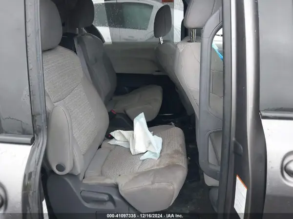 5TDKRKEC1MS045030 2021 TOYOTA SIENNA - Image 8