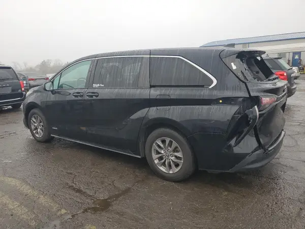 5TDKRKEC1MS047148 2021 TOYOTA SIENNA - Image 2
