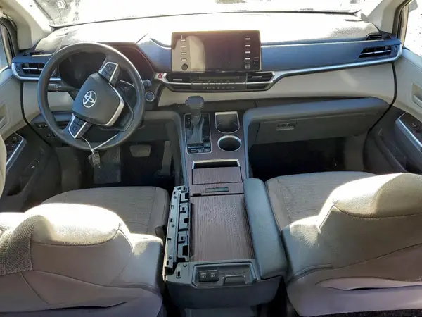 5TDKRKEC1MS056769 2021 TOYOTA SIENNA - Image 8