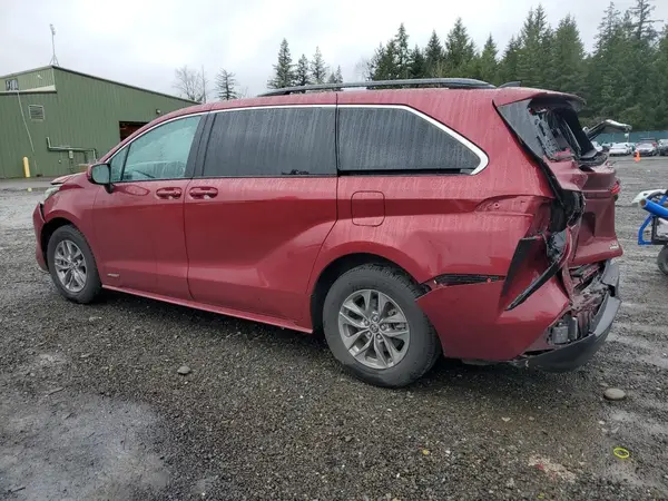 5TDKRKEC1MS068811 2021 TOYOTA SIENNA - Image 2