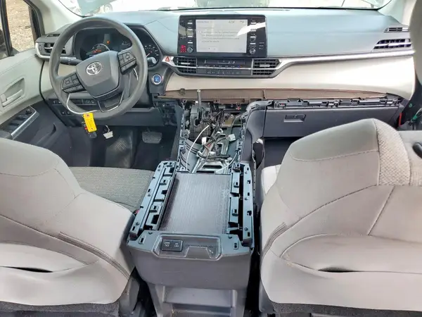 5TDKRKEC1NS093337 2022 TOYOTA SIENNA - Image 8