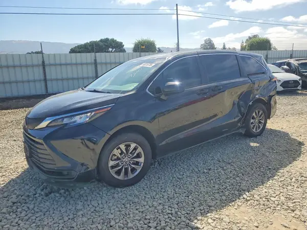 5TDKRKEC1NS109908 2022 TOYOTA SIENNA - Image 1