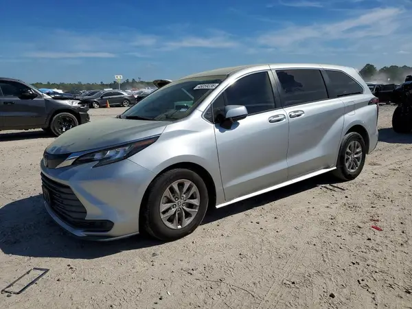 5TDKRKEC1NS122741 2022 TOYOTA SIENNA - Image 1