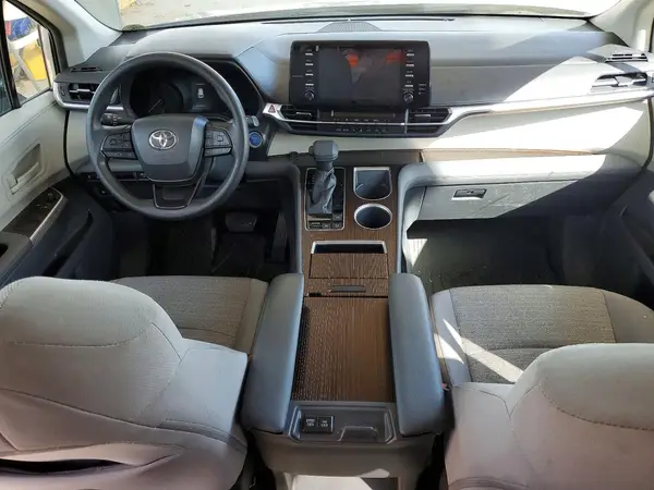 5TDKRKEC1PS144404 2023 TOYOTA SIENNA - Image 8