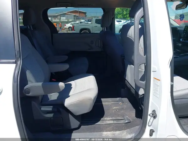 5TDKRKEC1PS165589 2023 TOYOTA SIENNA - Image 8