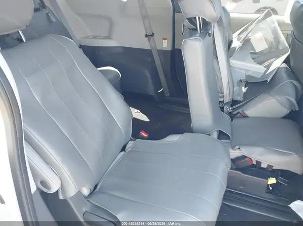5TDKRKEC1RS184338 2024 TOYOTA SIENNA - Image 8
