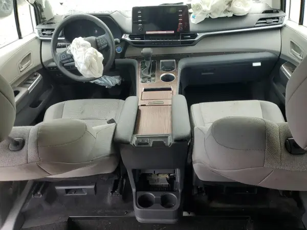 5TDKRKEC1RS195484 2024 TOYOTA SIENNA - Image 8