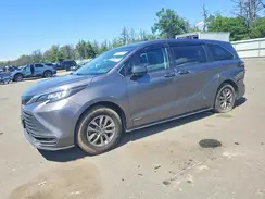 5TDKRKEC2MS015129 2021 TOYOTA SIENNA