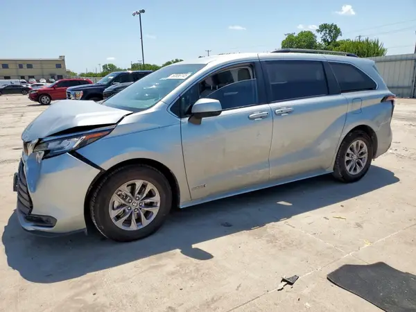 5TDKRKEC2MS019245 2021 TOYOTA SIENNA - Image 1
