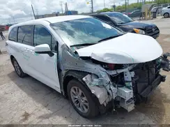 5TDKRKEC2MS028723 2021 TOYOTA SIENNA