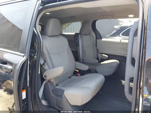 5TDKRKEC2MS029452 2021 TOYOTA SIENNA - Image 8