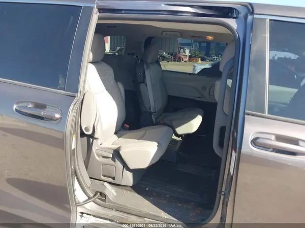 5TDKRKEC2MS033291 2021 TOYOTA SIENNA - Image 8