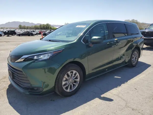 5TDKRKEC2MS038099 2021 TOYOTA SIENNA - Image 1