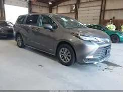 5TDKRKEC2MS044839 2021 TOYOTA SIENNA
