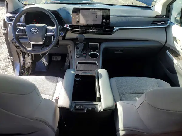 5TDKRKEC2MS045991 2021 TOYOTA SIENNA - Image 8