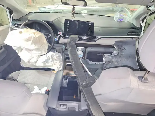 5TDKRKEC2MS063469 2021 TOYOTA SIENNA - Image 8