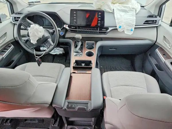 5TDKRKEC2NS091693 2022 TOYOTA SIENNA - Image 8