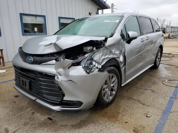 5TDKRKEC2NS100148 2022 TOYOTA SIENNA - Image 1