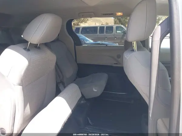 5TDKRKEC2NS106113 2022 TOYOTA SIENNA - Image 8