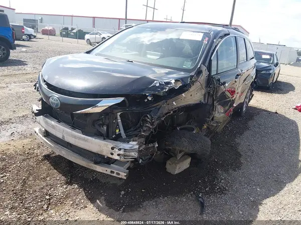 5TDKRKEC2NS107116 2022 TOYOTA SIENNA - Image 2