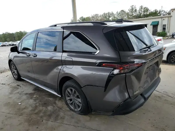 5TDKRKEC2RS189337 2024 TOYOTA SIENNA - Image 2