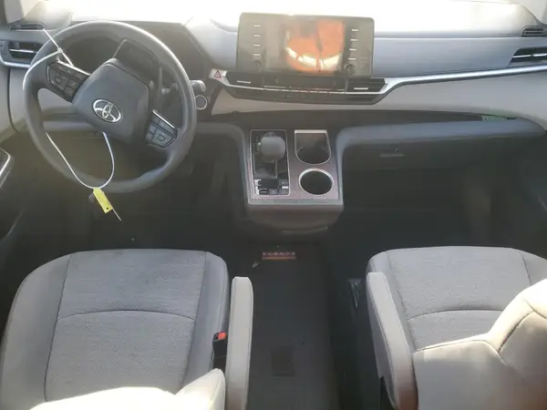 5TDKRKEC2RS202913 2024 TOYOTA SIENNA - Image 8