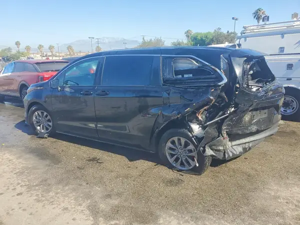 5TDKRKEC2SS240227 2025 TOYOTA SIENNA - Image 2