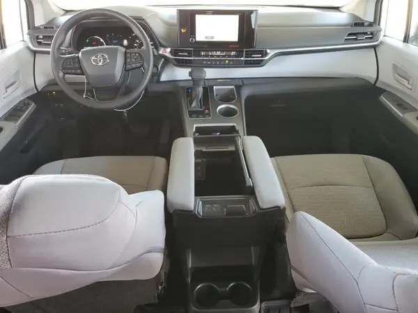 5TDKRKEC2SS247324 2025 TOYOTA SIENNA - Image 8